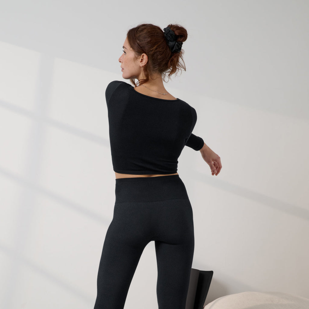 Seamless Modal Flow Long Sleeve